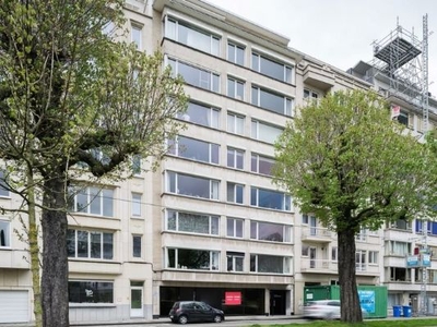 Modern kantoor te koop op gunstige locatie in Gent