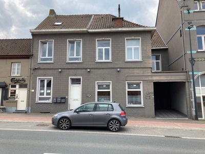 OORDEGEM - Gezellig appartement vlakbij de dorpskern.