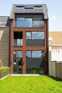 Appartement met tuin en garage te huur nabij het centrum