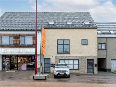 Leuk duplex appartement met garage in het centrum van Deurne