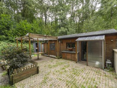 Chalet met 3 slaapkamers en terras op 38 are