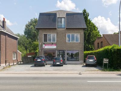 Dakappartement met 2 slpkmrs en ruime garage