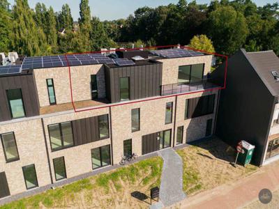 Knap nieuwbouw penthouse op uitstekende locatie