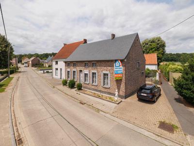 Landelijk gelegen woning op een perceel van 7891m².