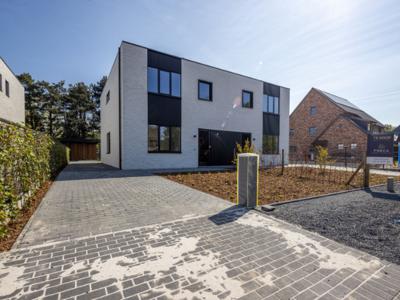 Moderne nieuwbouwwoning te huur te Berlare