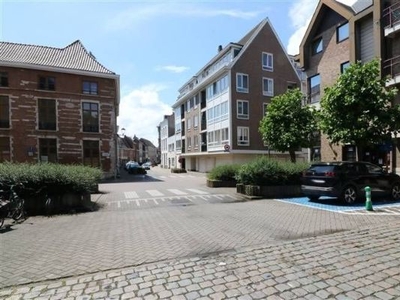 Appartement met 2 slpk, terras, en kelder