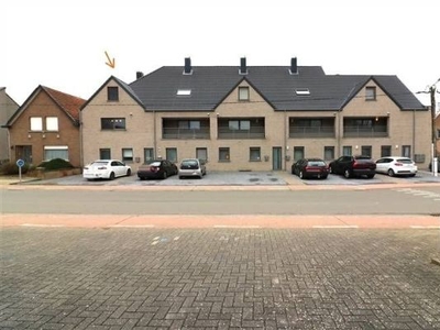 Nabij oprit E314, royaal, 2 slpk., groot terras, tip top in