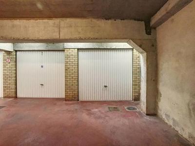 Centraal gelegen garagebox te Middelkerke