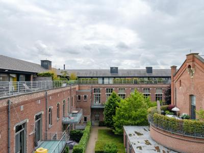 Gent Centrum, Lousbergskaai. - Rustig gelegen loft met bijzo