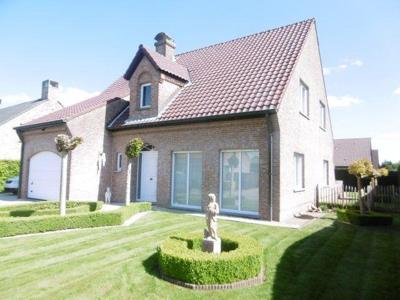 Ruime woning met tuin, alle comfort, 3 slpk., vrij 1 DEC