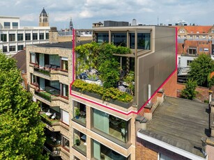 Exclusieve penthouse met dakterras en garage in Roeselare