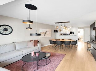 Groot duplex appartement met 3 slaapkamer net achter de Z...