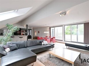 Moderne penthouse met zicht op groen in Antwerpen!