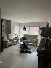 Ruim twee slaapkamer appartement te Meldert