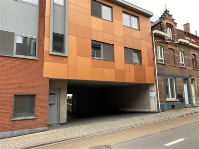 Dubbele Garagebox - binnen - gesloten