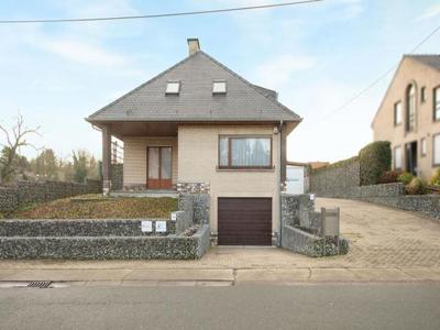 WONING +/- 200m² & LOODS 300m² +190 m² MET 60 ZONNEPANELEN