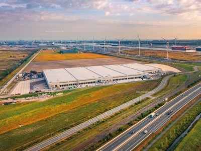 Nieuwbouw industrieel gebouw te huur in Zeebrugge