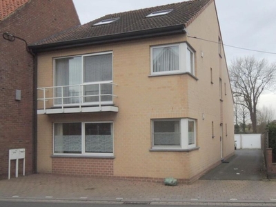 Opbrengsteigendom bestaande uit 2 appartementen en 3 garage