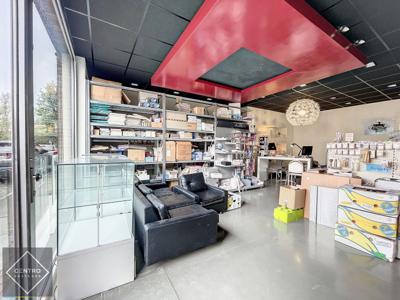 UNIEKE loft-woning met PRAKTIJKruimte, garage én tuin!