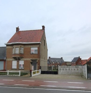 HOB op 2009m². Talrijke mogelijkheden !! (Ref.15578)