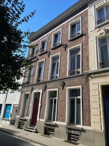 Appartement in herenhuis centrum Gent te huur