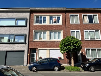 Hedendaags 2 slpk-appartement met terras