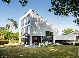 Villa te koop Maasmechelen