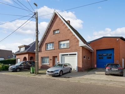 Ruime woning met magazijn van ca. 804 m²