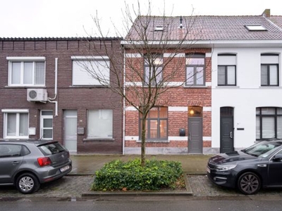 Lokerenstraat 36, Turnhout