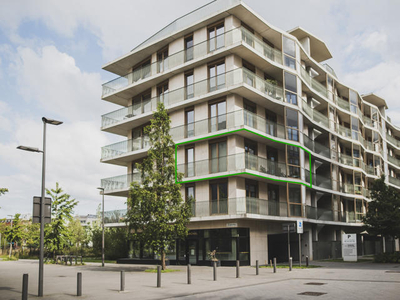 Luxe 1-slaapkamer appartement met terras en parking