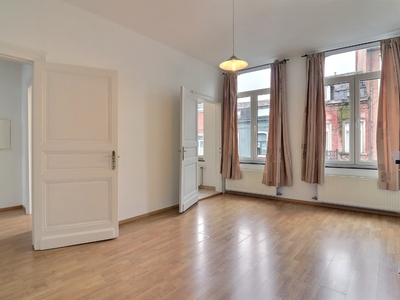 CHARMANT APPARTEMENT MET 2 SLAAPKAMERS