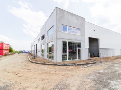 Nivelles Nord | Entrepôt NEUF 144m² + Mezzanine de 73m²