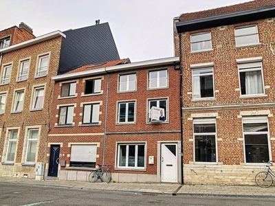 Centraal gelegen stadswoning met 2 slaapkamers - EPC 170 kW