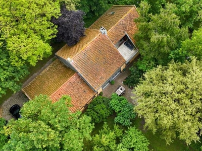 Unieke eigendom op 7.347 m² in natuurgebied op de grens Oudenburg/Oostende