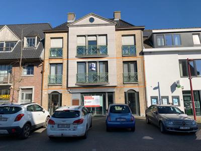 Appartement gelegen op de Markt van Meulebeke.