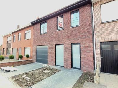 Ruime nieuwbouwwoning met home-office, 3 slaapkamers, tuin