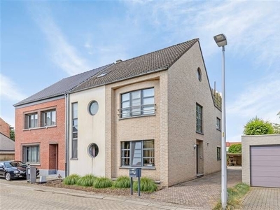 Duplex met 3slpk/2badk, bureel en 2 zonnige terrassen!!