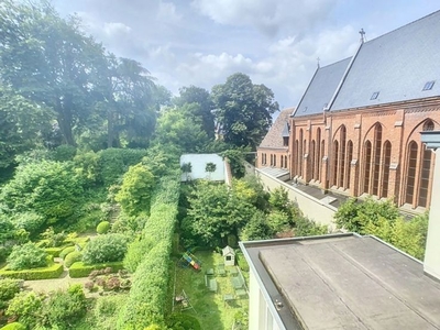 Louizawijk | Herenhuis en tuin met 6 slaapkamers