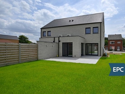 Luxe BEN-Nieuwbouwwoning 3/4 kamers centrum Begijnendijk