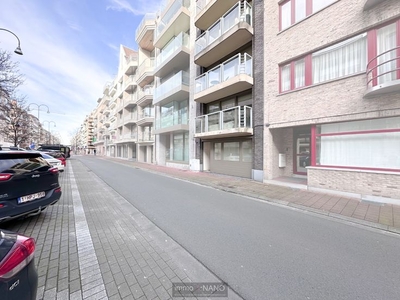 Modern appartement met zonnig terras in een recent gebouw...