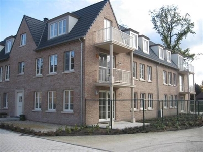 Modern centraal gelegen appartement op domein Parkzicht in L