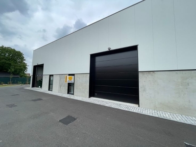 Nieuwbouw KMO-unit van 126m² te huur in Zwijndrecht