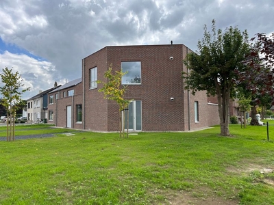 Nieuwbouw woning in rustige woonwijk