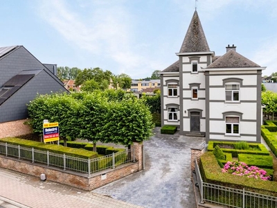 ** IN OPTIE ** PERFECT ONDERHOUDEN INSTAPKLARE KASTEELVILLA