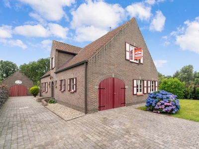 Prachtig villa in doodlopende straat in Ertvelde