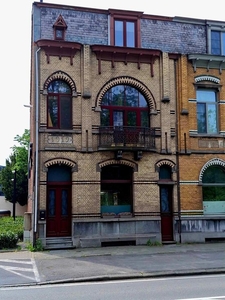 Prachtige gezinswoning/herenhuis met tuin en achterdeur