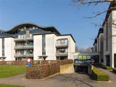 2-slaapkamer appartement met 2 terrassen en garagebox