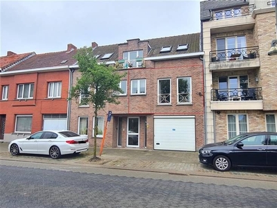 Appartement met 2 slaapkamers, terras en prachtig uitzicht o