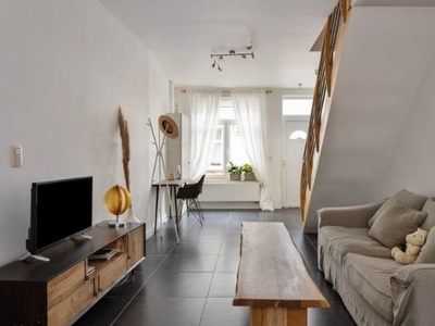 Gerenoveerde woning vlakbij zee te koop te Blankenberge!