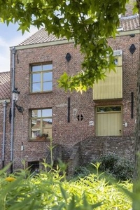 Instapklaar appartement op een uitzonderlijk locatie in Brug